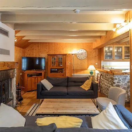 Maison Au Centre Du Village, Cour Privative, Au Calme, Wi-fi, Cheminee, Ideale Pour Familles. - Fr-1-401-234 Cauterets