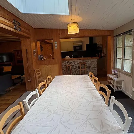 度假居 Maison Au Centre Du Village, Cour Privative, Au Calme, Wi-fi, Cheminee, Ideale Pour Familles. - Fr-1-401-234