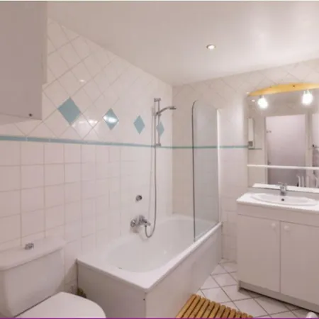 Feriehus Maison Au Centre Du Village, Cour Privative, Au Calme, Wi-fi, Cheminee, Ideale Pour Familles. - Fr-1-401-234 Cauterets