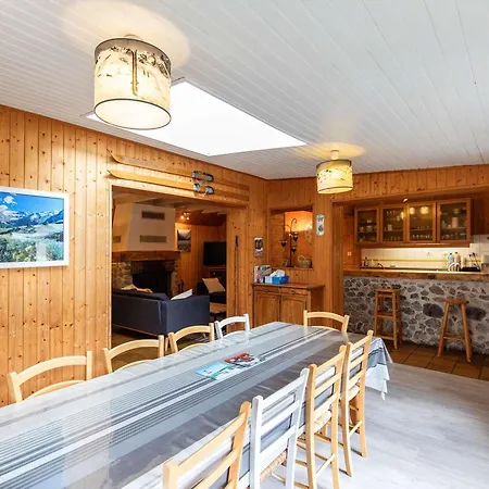 Maison Au Centre Du Village, Cour Privative, Au Calme, Wi-fi, Cheminee, Ideale Pour Familles. - Fr-1-401-234 *