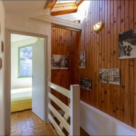 Maison Au Centre Du Village, Cour Privative, Au Calme, Wi-fi, Cheminee, Ideale Pour Familles. - Fr-1-401-234 *