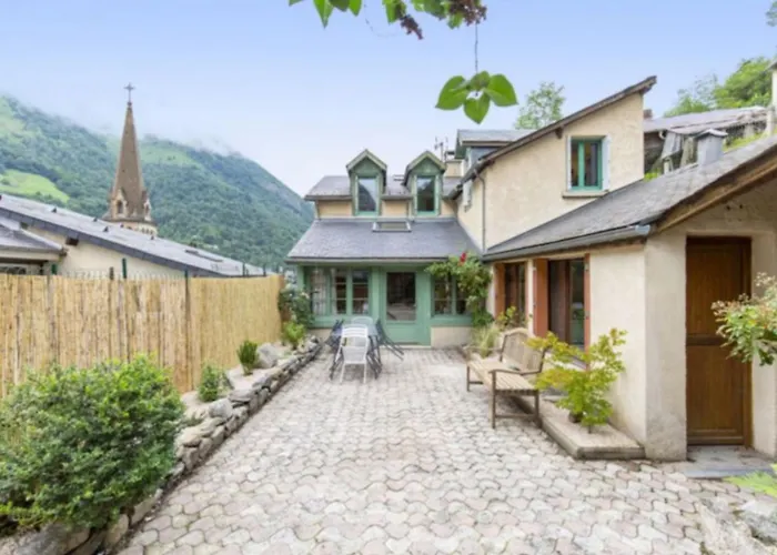 Maison Au Centre Du Village, Cour Privative, Au Calme, Wi-fi, Cheminee, Ideale Pour Familles. - Fr-1-401-234 * Cauterets