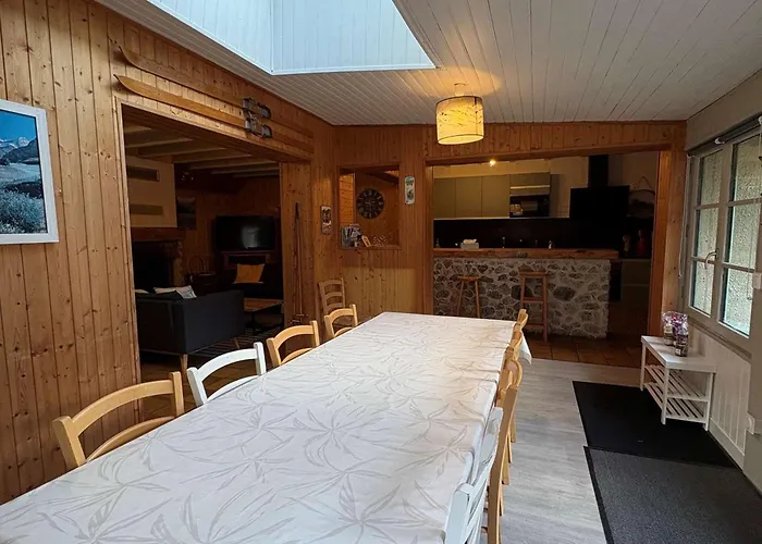 Feriehus Maison Au Centre Du Village, Cour Privative, Au Calme, Wi-fi, Cheminee, Ideale Pour Familles. - Fr-1-401-234 Cauterets